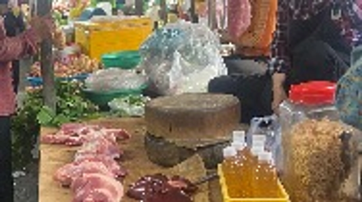 カンボジア作品展 ライブペインティングとカレー教室