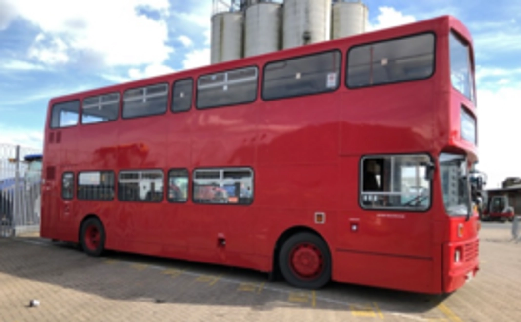 ご支援いただいた証をロンドンバスに残させてください!