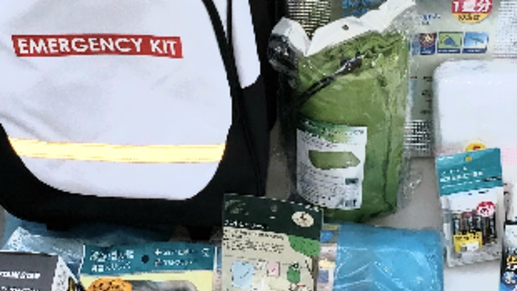 高齢者、女性、子供を守る「キャリー付き防災バックを開発」