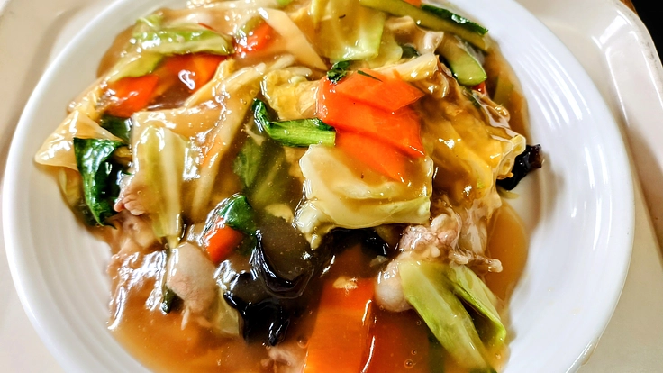 人気のあんかけヤキソバ・餃子の専門店を屋台村に！