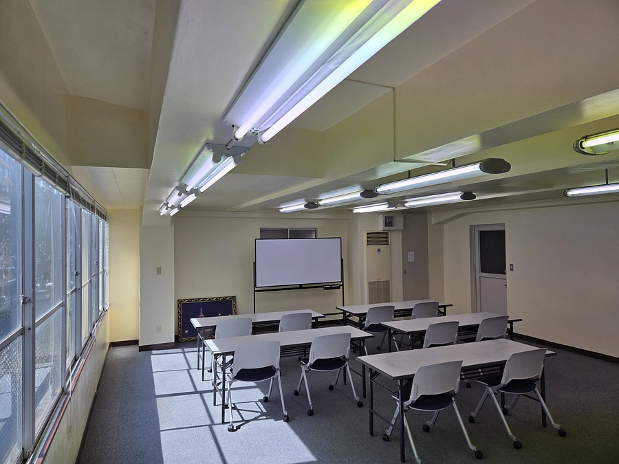 日本経済新聞に取り上げられました！