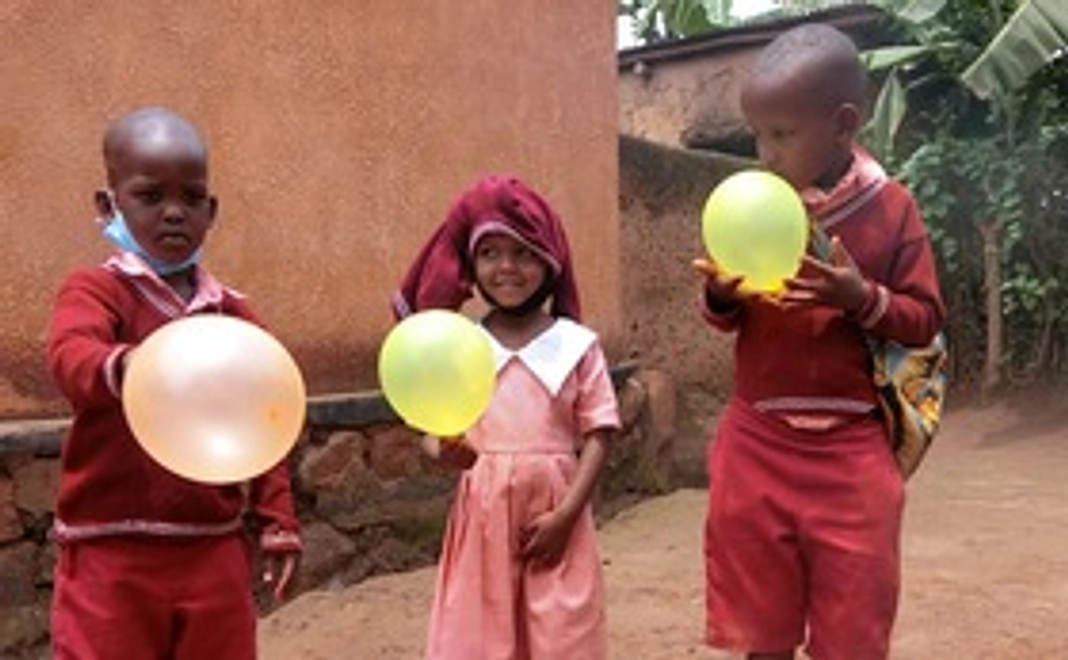 感謝レターとメッセージビデオ