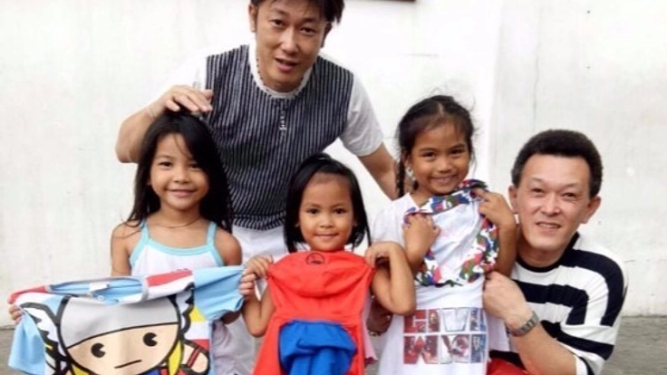 トラックいっぱいの衣類や靴をフィリピン避難民たちに届けたい！