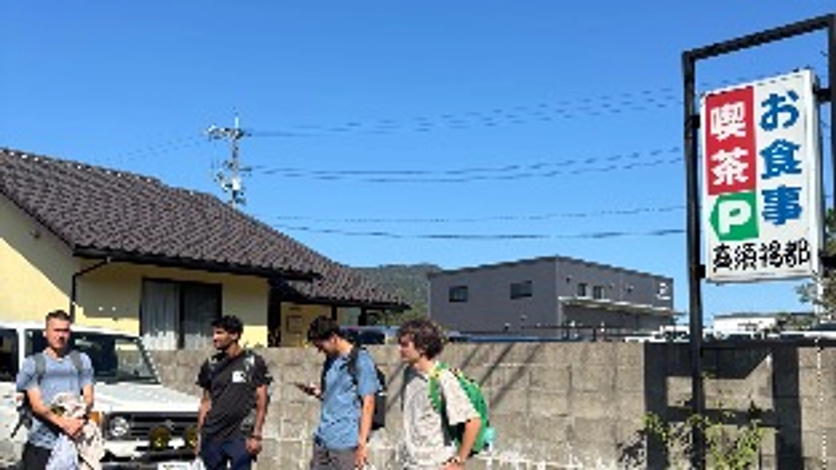 真須褐都(ますかっと)様にて昼食を取りました