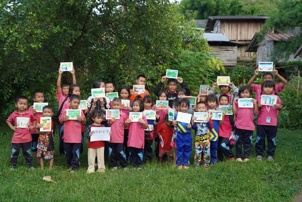 【報告ブログ③】子どもたちが大好きなふるさとの絵を描きました！