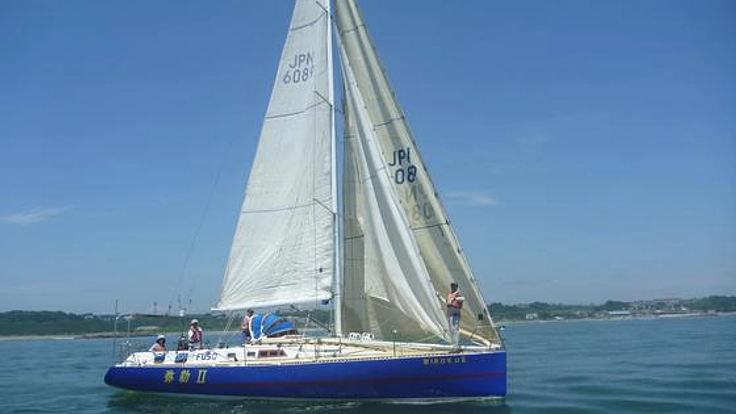 太平洋をキレイにするためのゴミ回収ヨットをつくりたい！