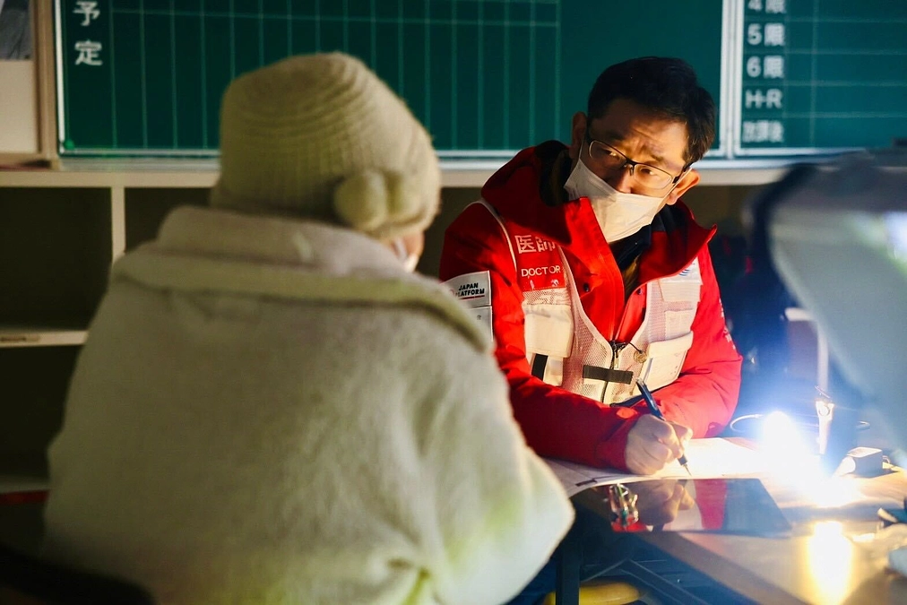 空飛ぶ捜索医療団・緊急支援1日目活動報告