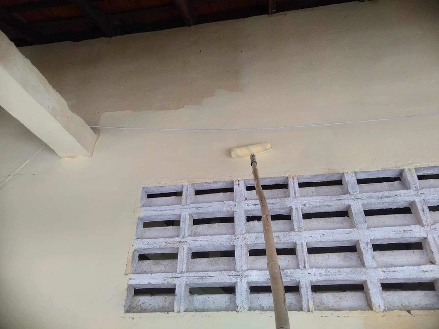 プレイスバイ小学校での作業の様子１