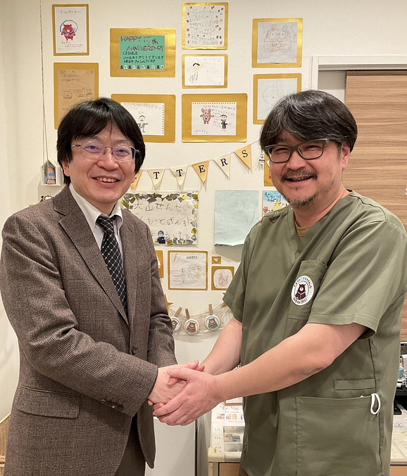 くまさんこどもクリニックから大きなご寄付をいただき、激励いただきました！