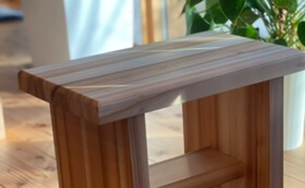 【有限会社根上建築】本当にありがとうございます。世界に一つだけの家具”ミニチェアー”喜んで頂けると嬉しいです。