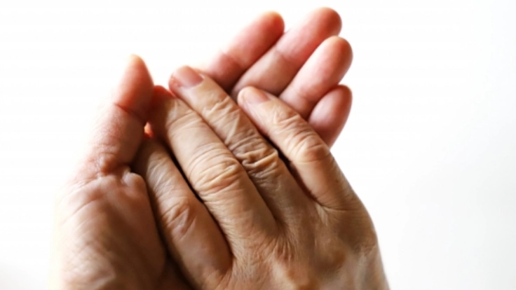 福祉ネイルを活用した、軽度の痴呆症や認知症患者のケア活動