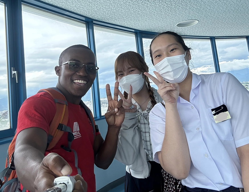 イラーリオさんと松山市内の学校を訪問、クリーンセンターの見学をしました！