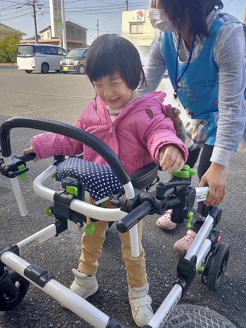 寒い中でも元気いっぱいです！