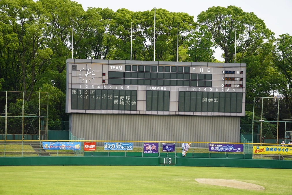 Vol.5 ベイコム小学生野球開会式で行進賞を頂きました！！