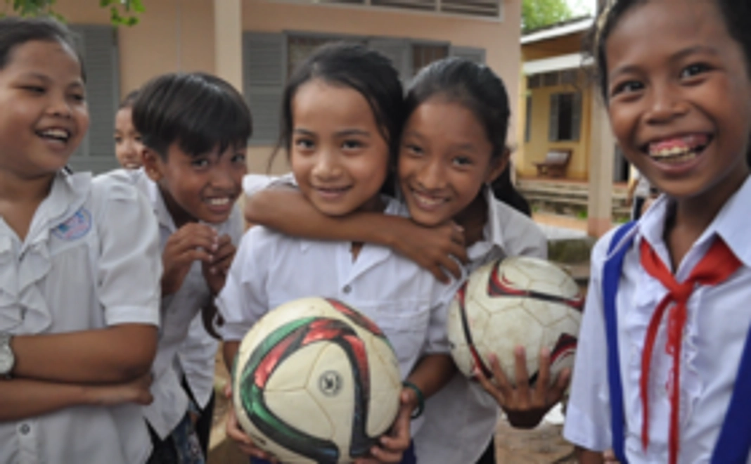 活動報告会にペアでご招待！