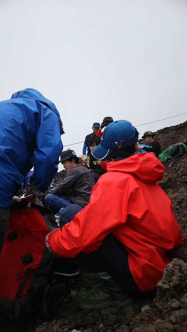 F5121cbf2d9c6c72078e084351d2641b8405f975