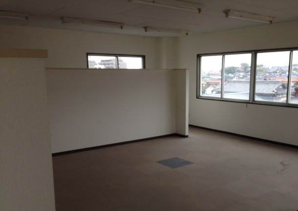 1db5cbfa9bc2ed13d7a04142b6284bff2bdb7737