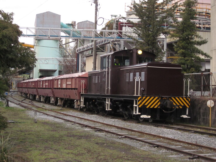 西濃鉄道の貨物列車