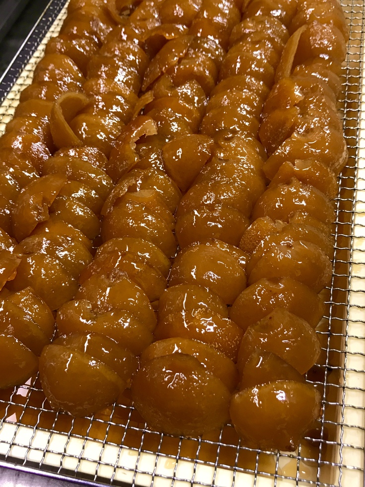 オレンジの皮を煮込んだピール