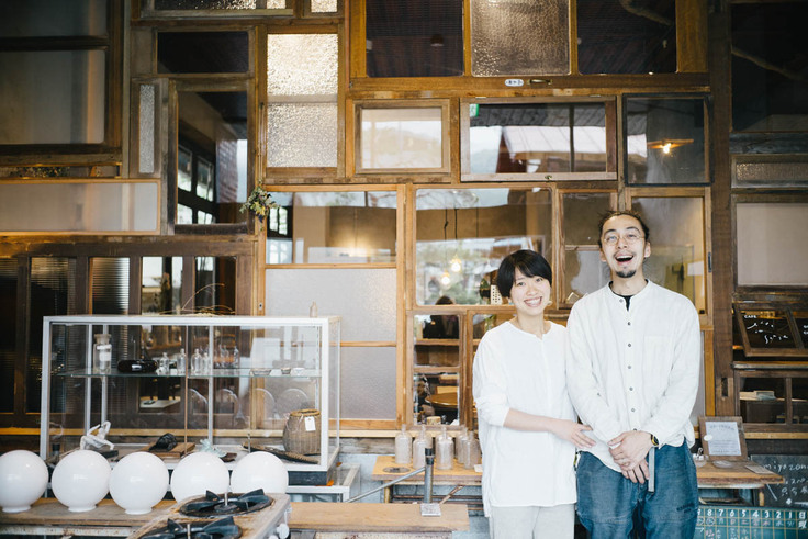 長野県諏訪市のリビルディングセンタージャパンの代表東野夫婦