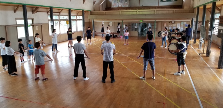 地元の体育館での練習風景