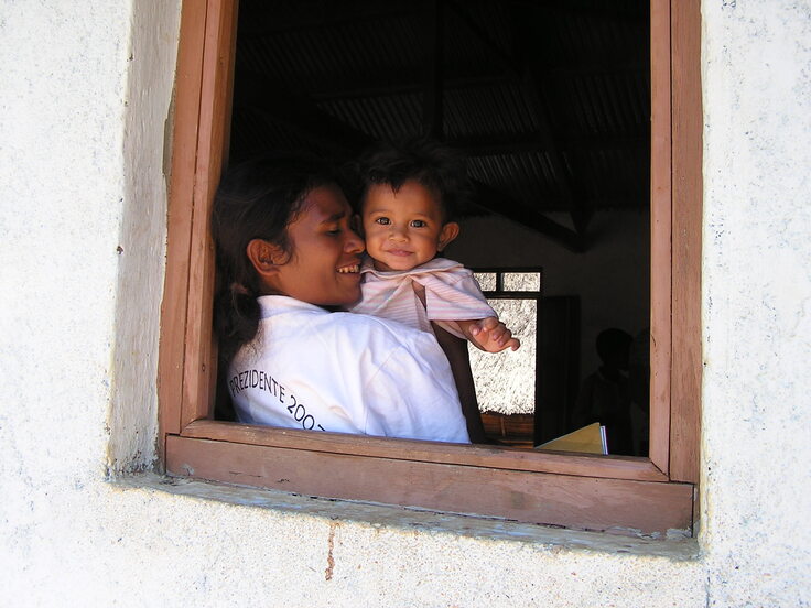 東ティモールの母子