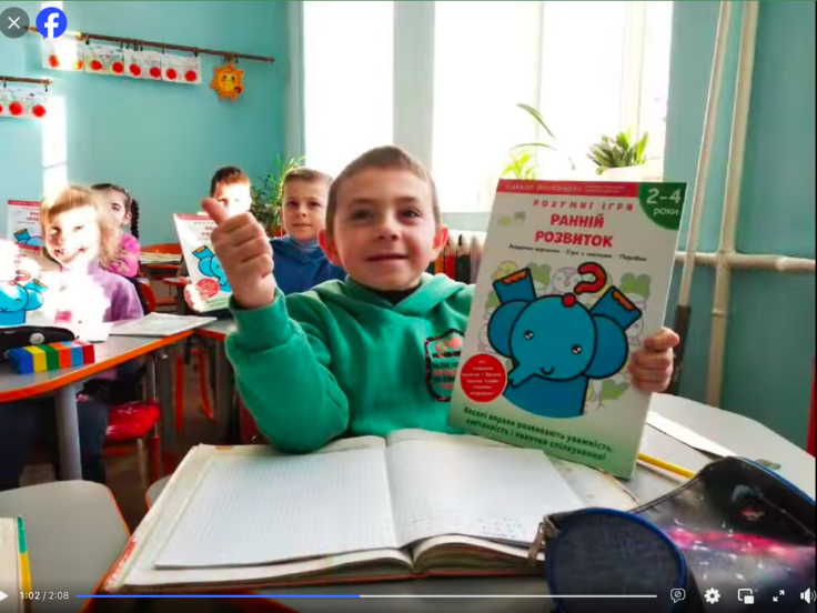 ウクライナ・テルノーピリ州クレメネチ第一小学校から届いた動画