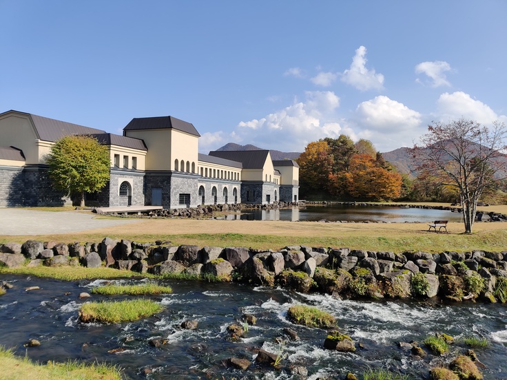 10月27日　庭園からの紅葉