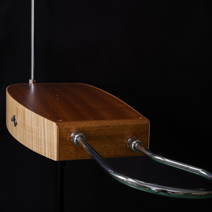 新しいテルミンケース / IKURU SUTO イクルデザイン