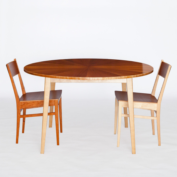 ラウンドテーブル / IKURU SUTO イクルデザイン