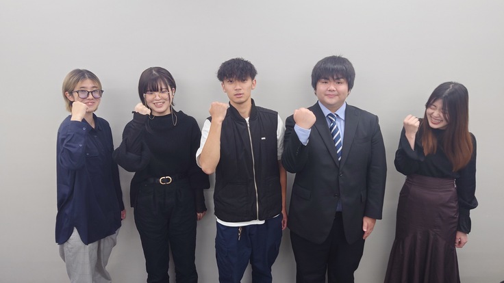 松山大学の情報系の学生たち