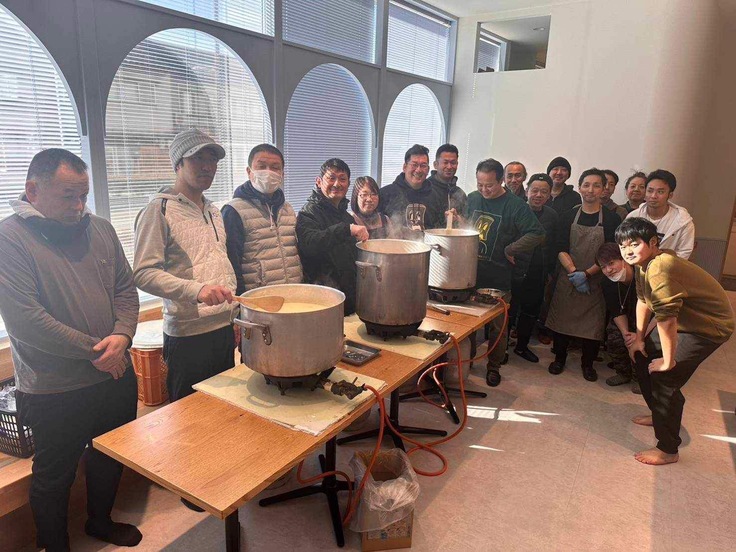 ここに集まったのはこんな時でも何かできることはないかという志のある料理人たちでした