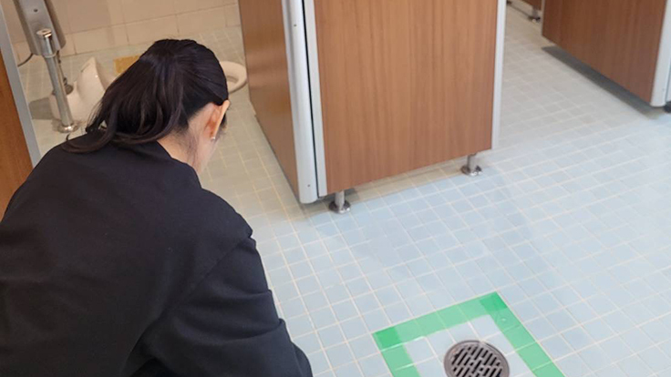 公園の公衆トイレトイレピカピカプロジェクト女性参加