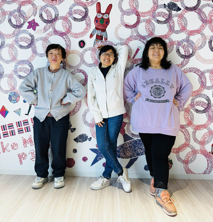 制作とモデルとして参加する工房ぱれっとのメンバーのみなさん