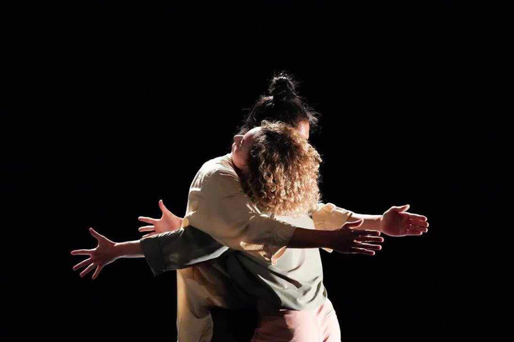 マリーン・フェスナンデス、イ・フンウォン