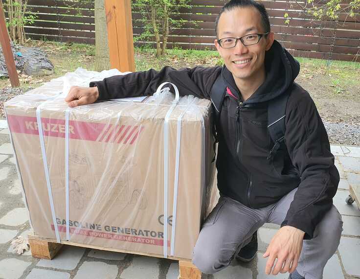 菅野さんからいただいた支援で購入した発電機が届きました！