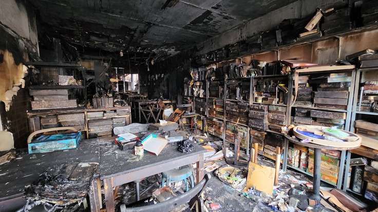 火災後のB-CAFE店内