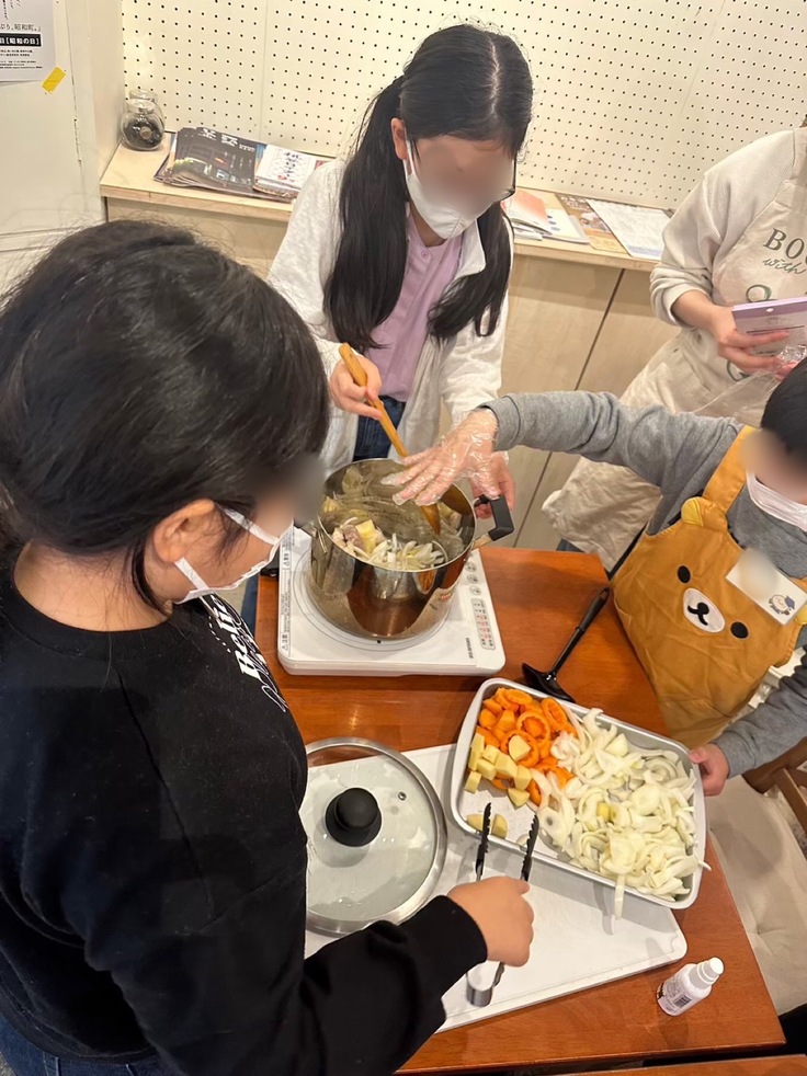 料理　いーすた