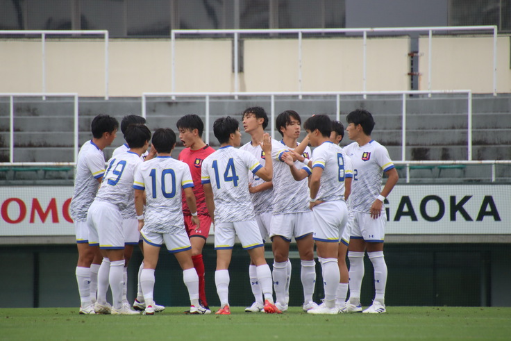 大学サッカーの聖地、西が丘での試合