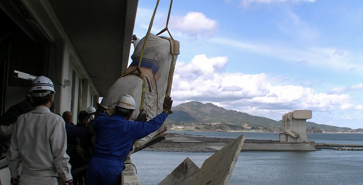 陸前高田市・気仙中被災ピアノ