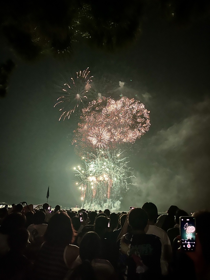 淡路島の花火大会の様子