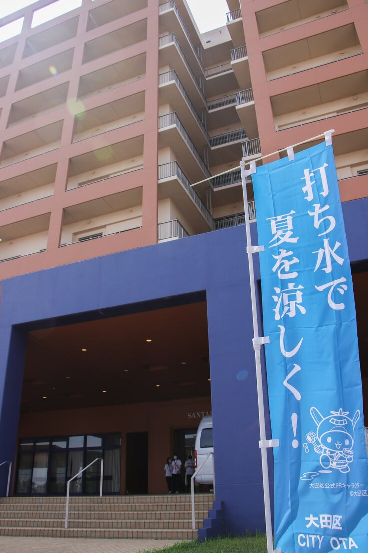 打ち水で夏を涼しく