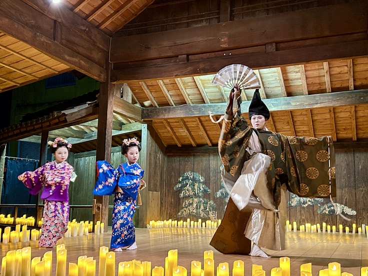 演目「かげろ火」　左から花童もえ、こわらべももか、花童はるか