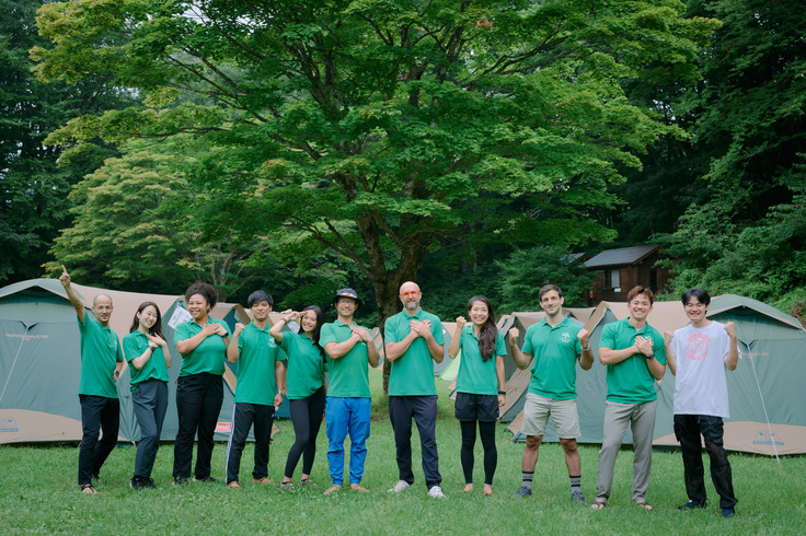 参加者とスタッフの集合写真