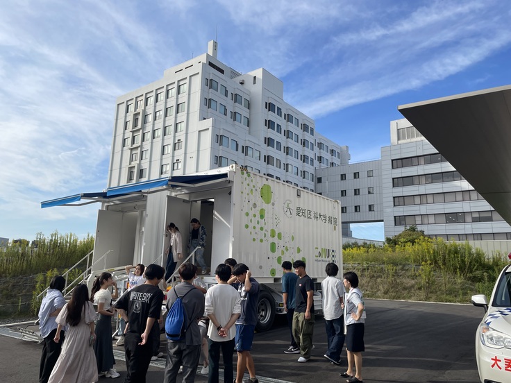 CoMUⓇ医学生見学会