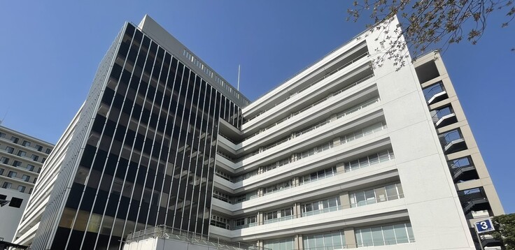 3.外来棟（外観） (1).jpeg