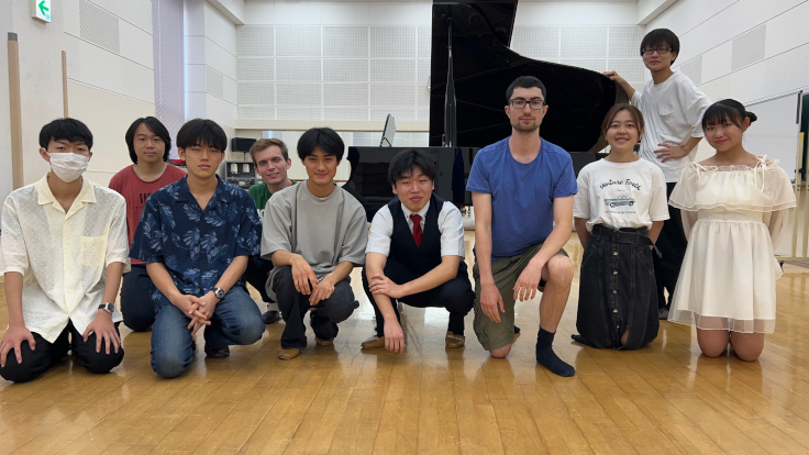 メンバーの集合写真