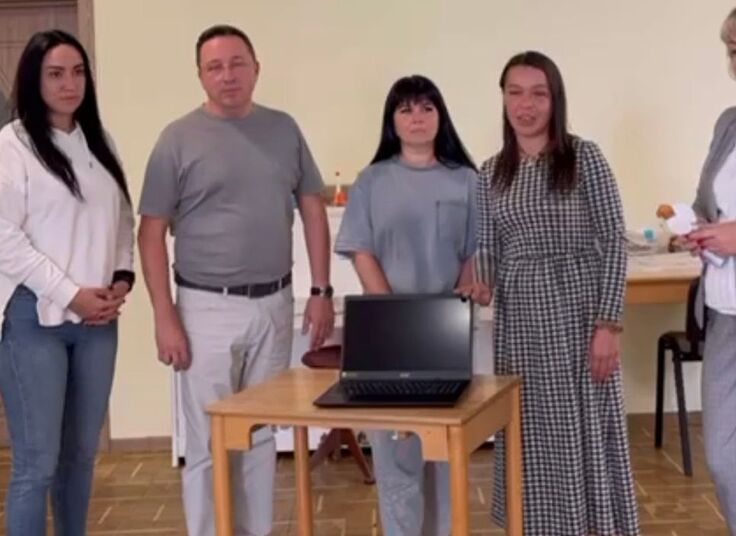 スームィ州に教育支援としてのパソコンを届けました