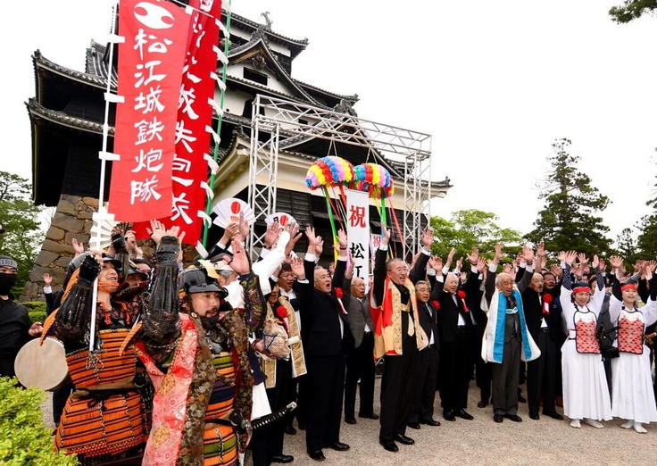 国宝指定日2015年7月8日　天守前