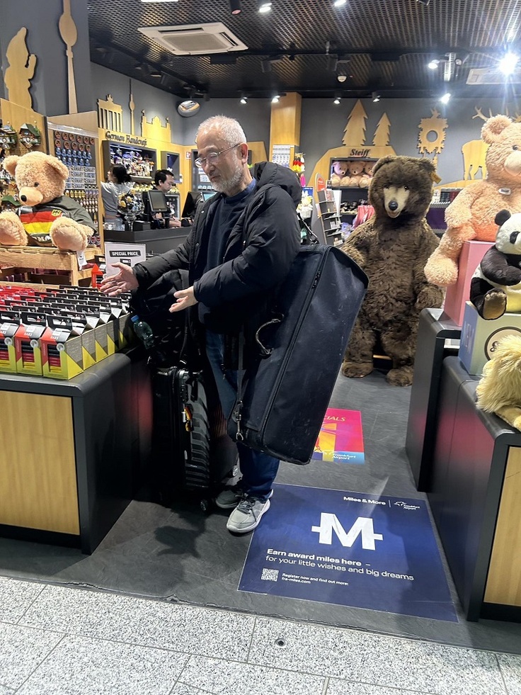 250320 フランクフルト空港3.jpg